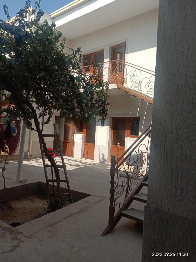 In Center Of Bukhara Family Guest House Mirg'Iyos Dış mekan fotoğraf
